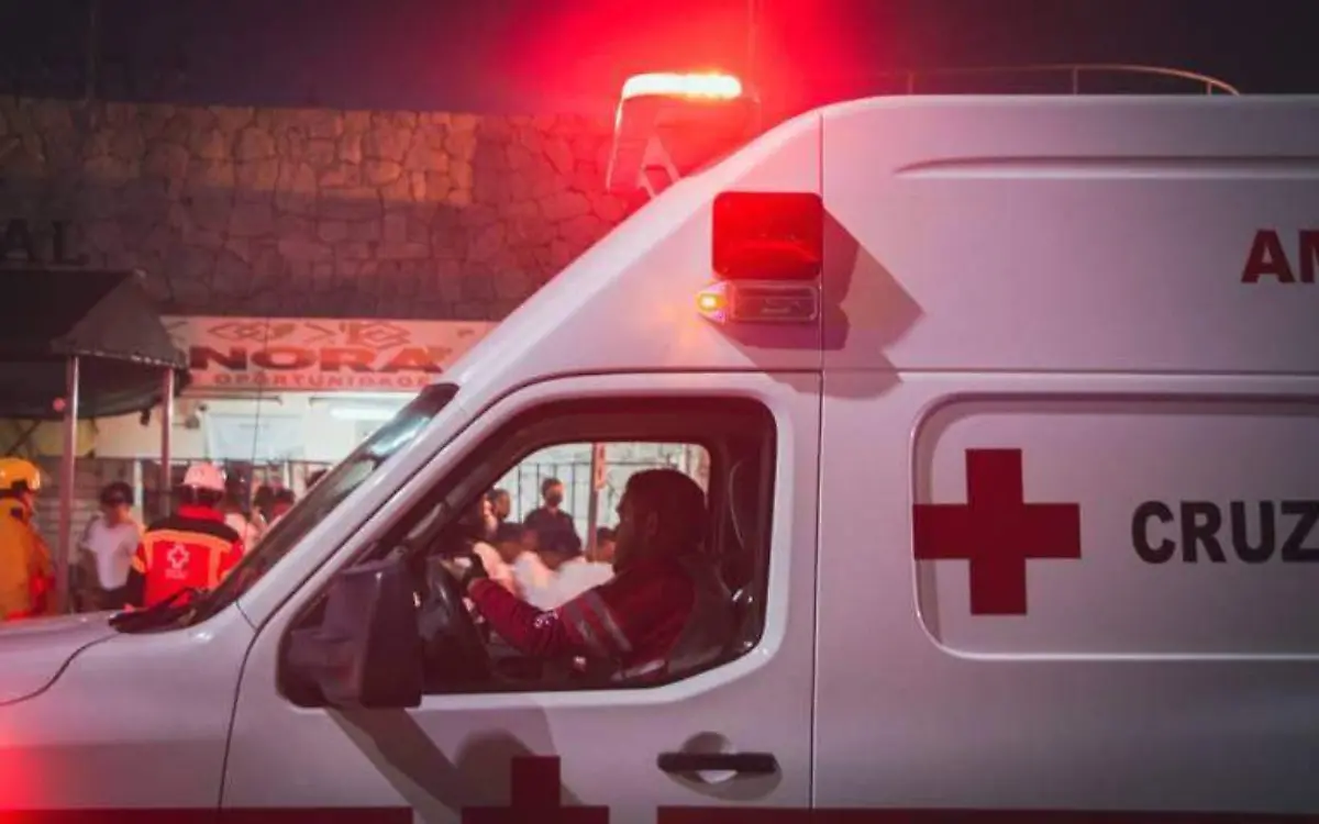 Ambulancias de la Cruz Roja acudieron al Cereso 1 de Hermosillo